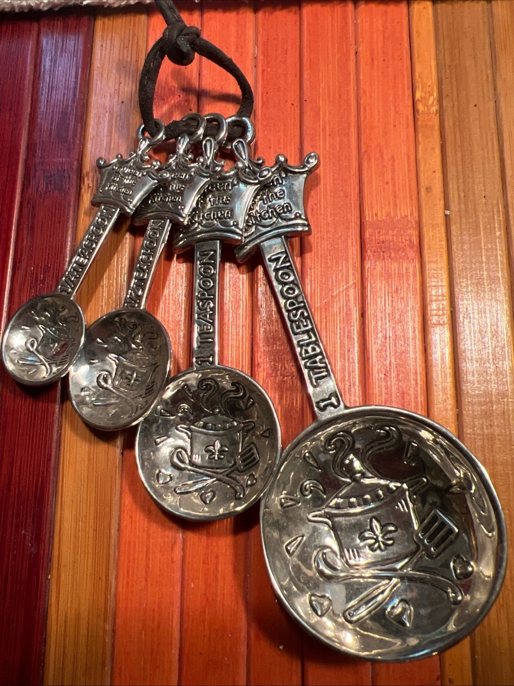 Unique Set Of Measuring Spoons โQueen Of The Kitchenโ Heavy Silver Tone Metal